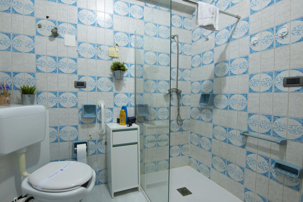 Doctor House Standard, Suites & Luxury Rooms Enna Exteriör bild